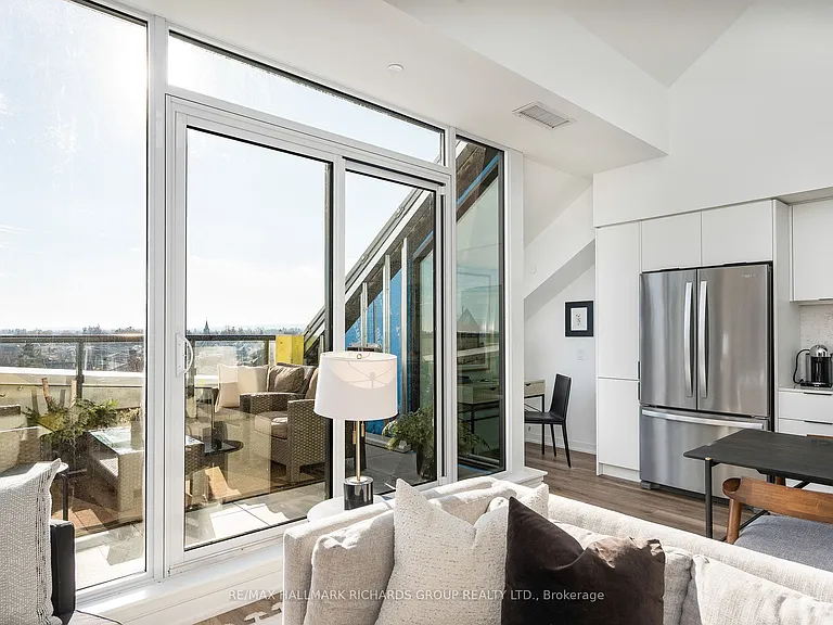 31 Huron St #Penthouse 610 — Photo 12