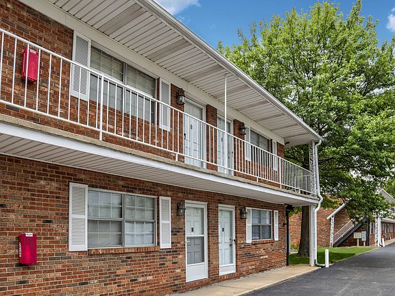 3rd image of 2151 E Columbia St #2177