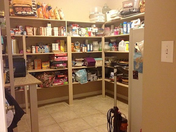 10x10 Pantry