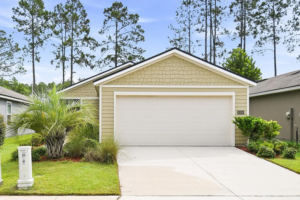 3 bed, 2.0 bath, 1436 sqft, $1,885 — Photo 1