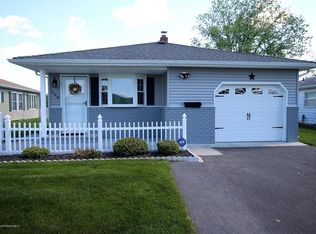 200 Harrington Dr N, Toms River, NJ