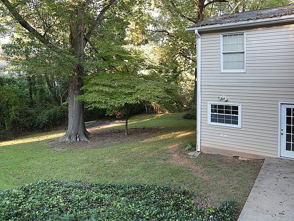 2nd image of 617 Candlewood Dr
