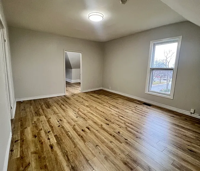 533 Church St #9 — Photo 4