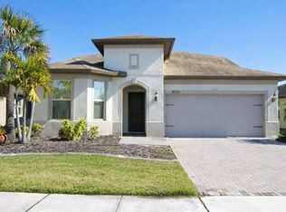 8000 Olive Brook Dr, Wesley Chapel, FL 33545