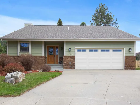 3038 Roxbury Cir, Rapid City, SD 57702