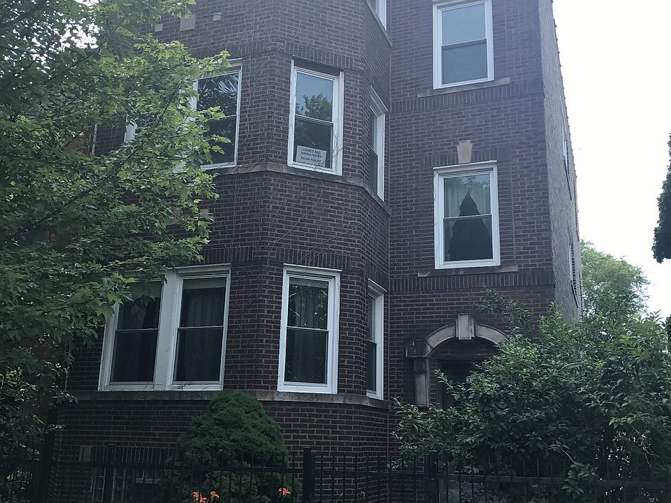 1st image of 3115 W Eastwood Ave #2
