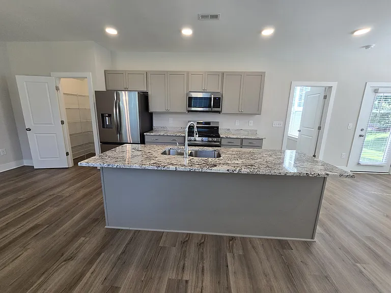 807 Pryor St #1 — Photo 1