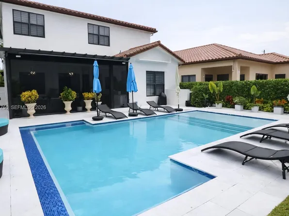 8537 NW 39th Ct, Hollywood, FL 33024