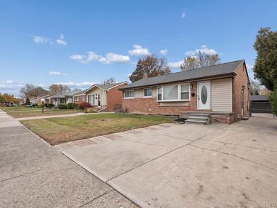 28501 Leona St, Garden City, MI, 48135