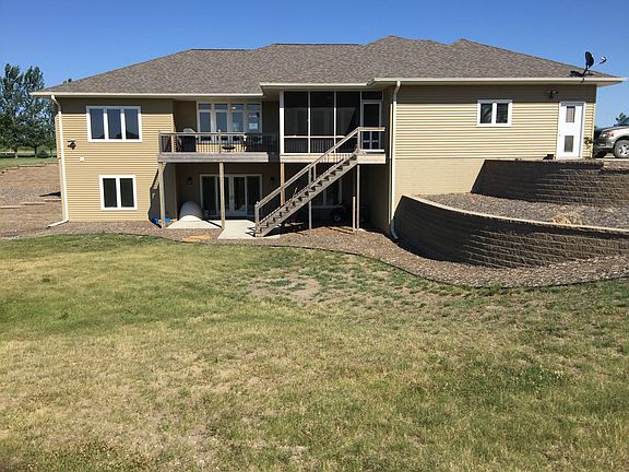 2nd image of 35665 Muskrat Dr
