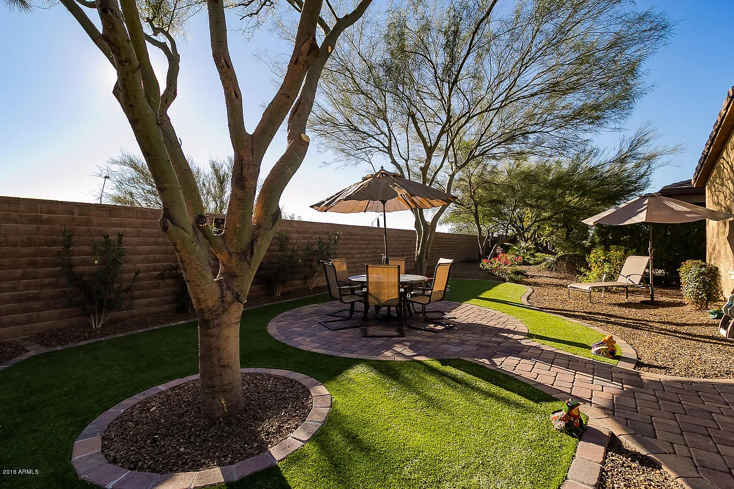 2 bed, 1635 sqft, $3,400 — Photo 4