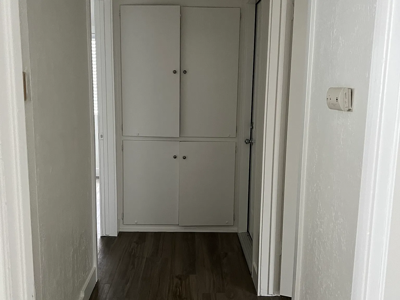 3 bed, 1080 sqft, $3,200 — Photo 3
