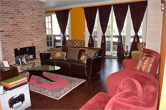 1st image of 133 S Oakhurst Dr #4