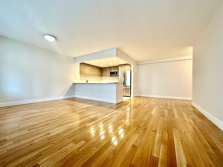 160 W 97th St #11D — Photo 4