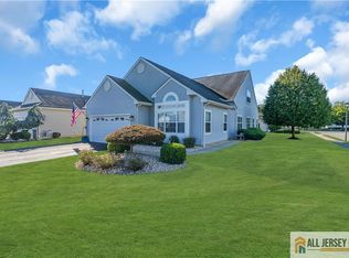 101 Avalon Rd, Monroe Township, NJ 08831