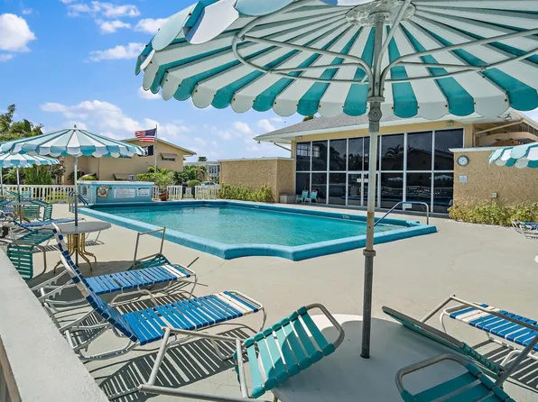 2222 NE 1st Way APT 204, Boynton Beach, FL 33435