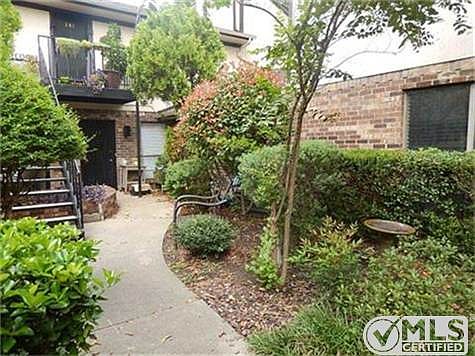 3rd image of 5619 Live Oak St APT 101