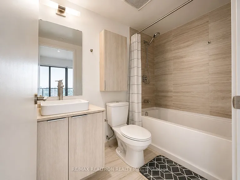 11 Wellesley St W #4102 — Photo 9