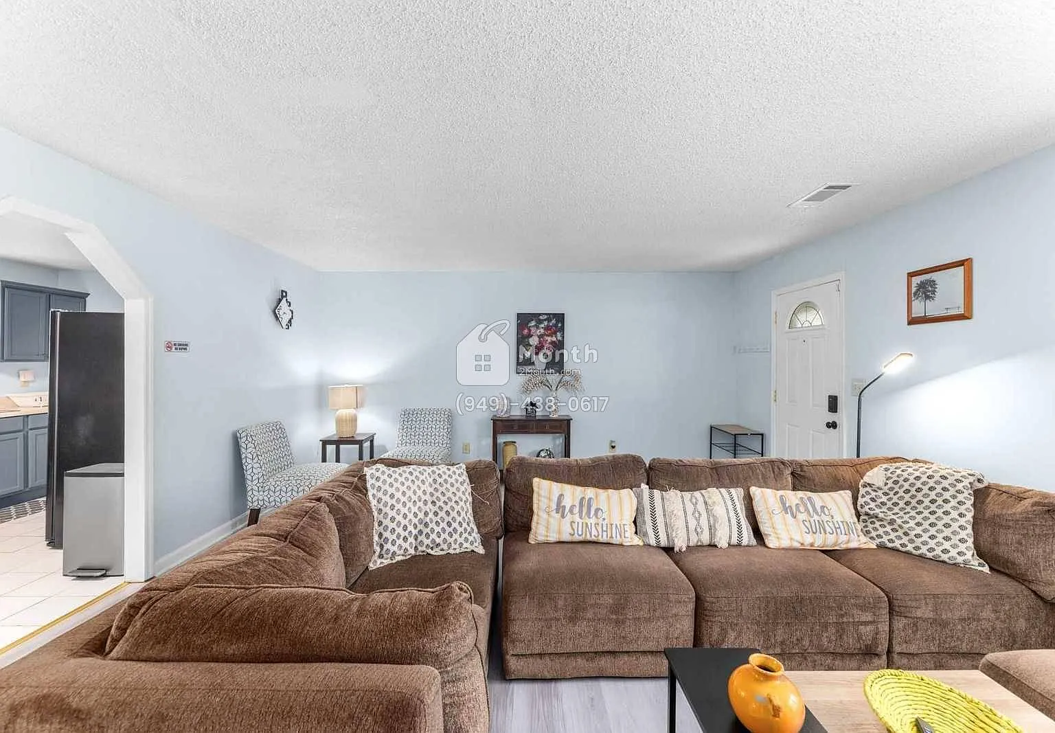 3 bed, 1350 sqft, $4,200 — Photo 1