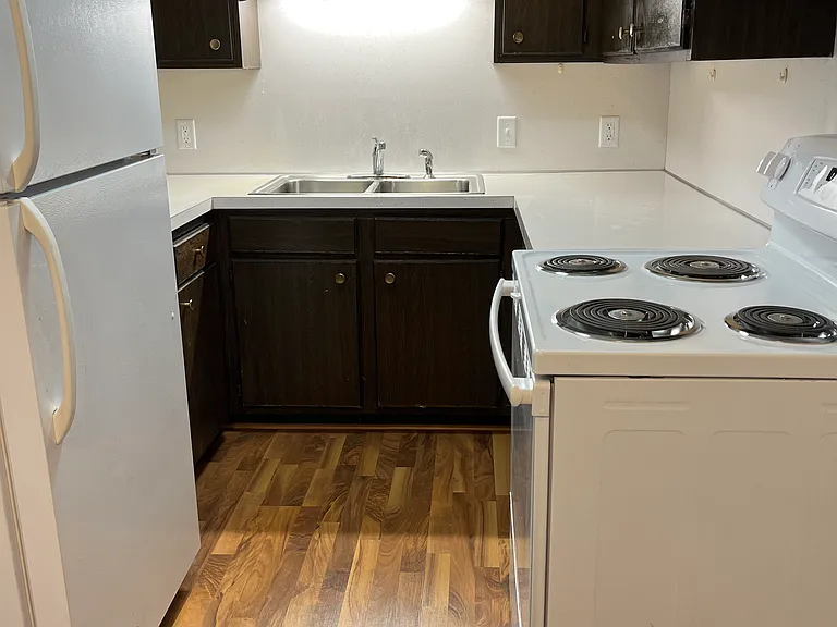 301 N 41st St #7 — Photo 2