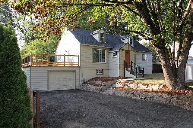 1st image of 4618 NE 40th Ave