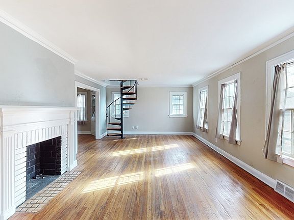 5th image of 17615 Winslow Rd