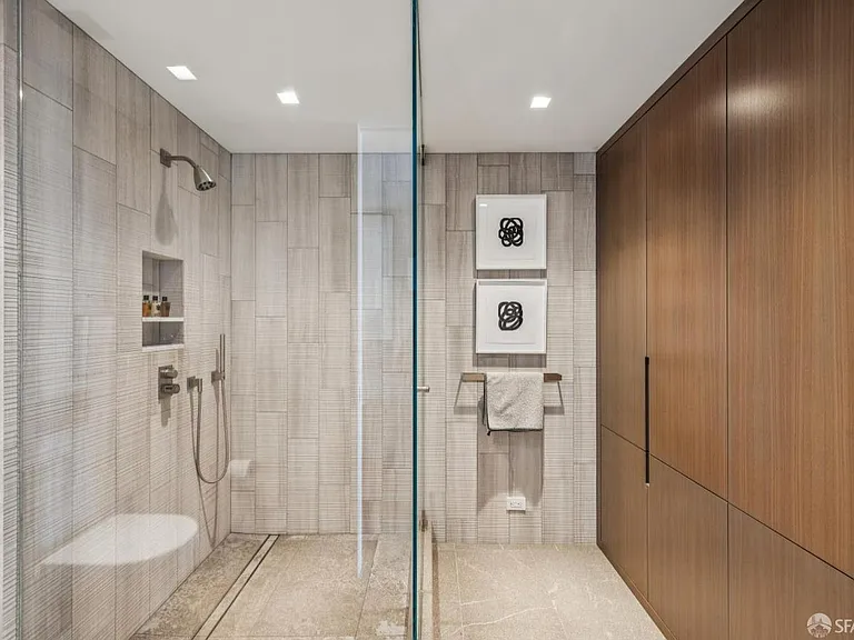 999 Green St #2404 — Photo 18