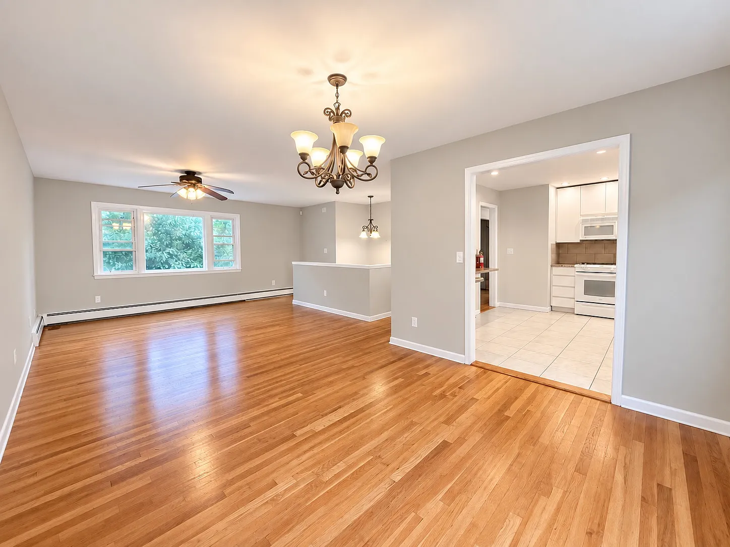 3 bed, $3,800 — Photo 1