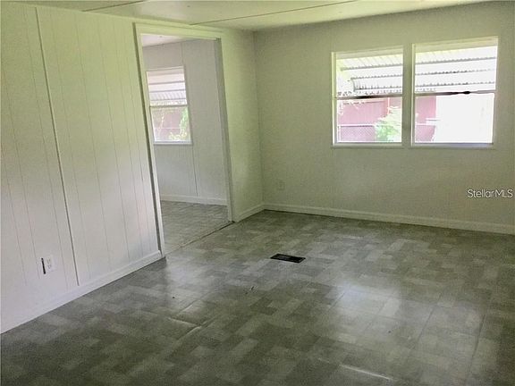 4th image of 4946 Tuscaroa Ave