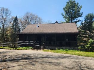 12875 Crinnion Ave, Cedar Springs, MI 49319