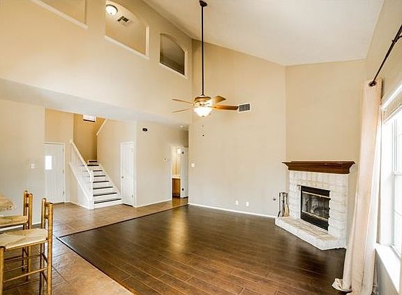 4th image of 1648 Abbey Ln