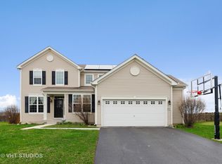 231 Reston Ln, Gilberts, IL 60136