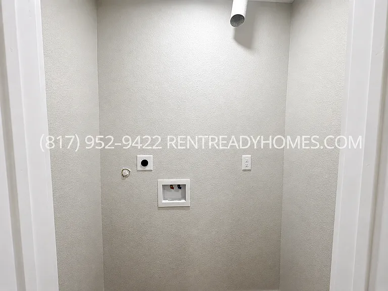 1104 Sunset Dr — Photo 12