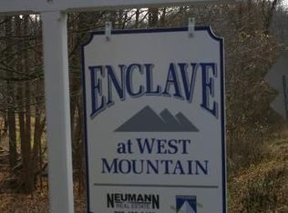 1 W Mountain Rd, Ridgefield, CT 06877