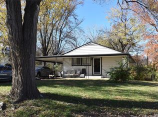 10539 Durness Dr, Saint Louis, MO 63137