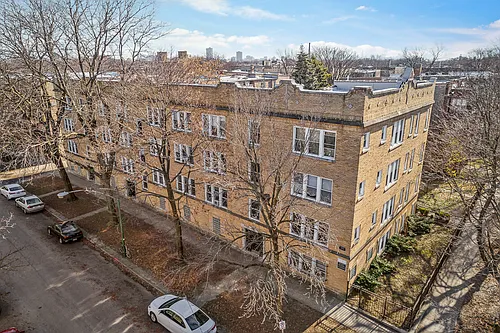 1919-31 W. Winona Photo 1