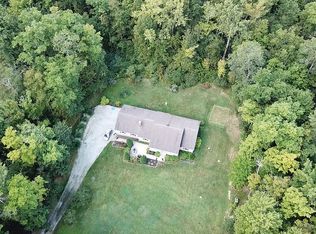 9170 Kile Rd, Chardon, OH 44024