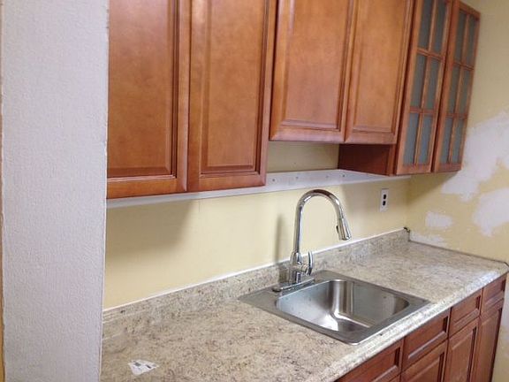 3rd image of 512 W 156th St APT 21
