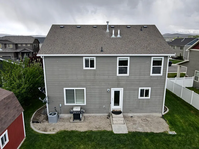 531 S Willow Xing — Photo 41