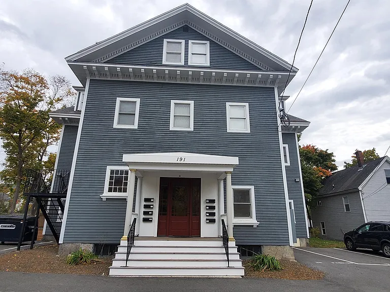 191 Center St #3 — Photo 11