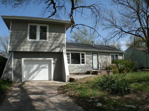 1408 Helen St, Augusta, KS 67010