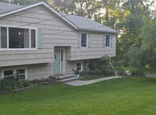 6 Hillview Dr E, New Fairfield, CT 06812