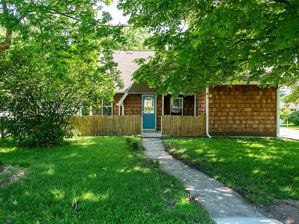 1st image of 2823 W Michigan Ave