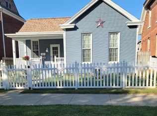 726 S 13th St, Quincy, IL 62301