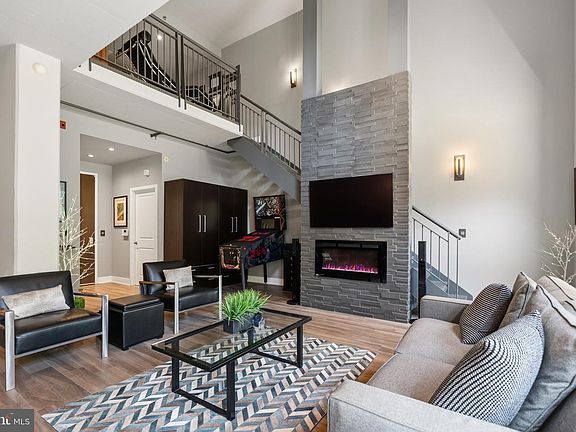 4th image of 520 John Carlyle St Unit 107