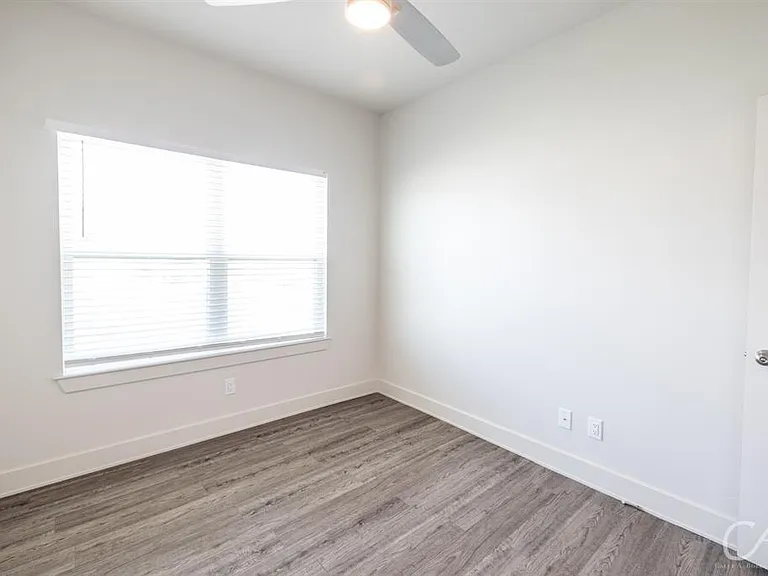 3750 Kala Dr — Photo 16