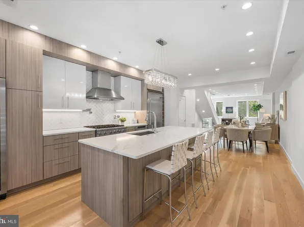 2315 Ontario Rd NW Unit 2, Washington, DC 20009