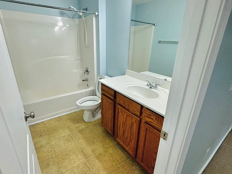 1688 Tailmore Ln — Photo 15