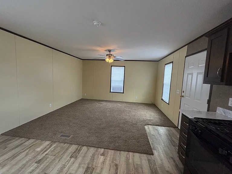 506 Macduff Dr — Photo 3