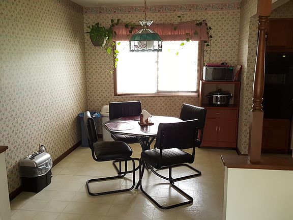 5th image of 16004 Dunbury Dr